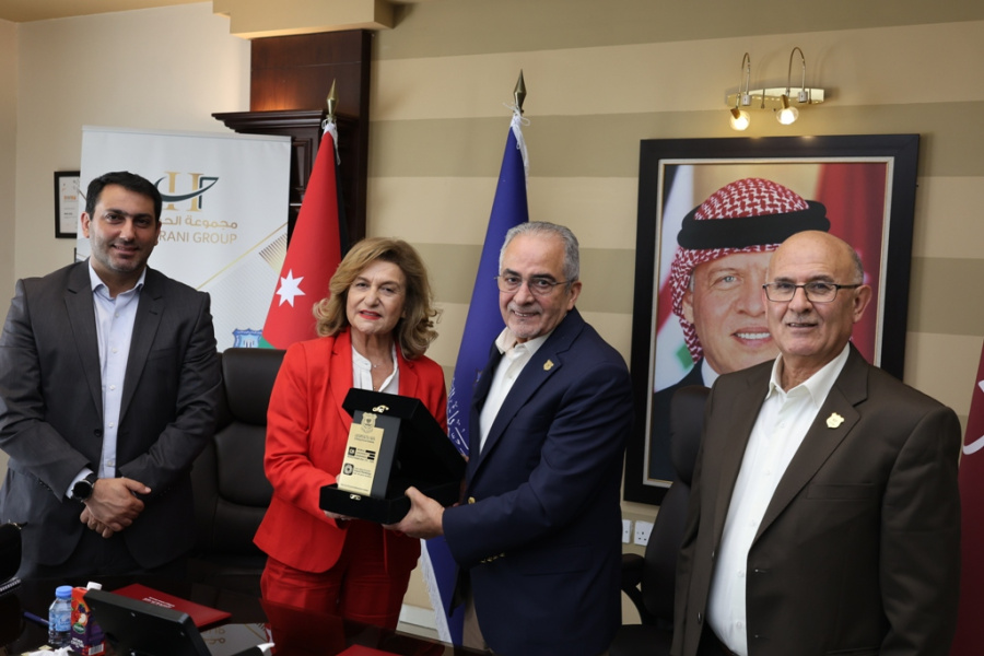 اتفاقية تعاون بين عمّان الأهلية وجمعية