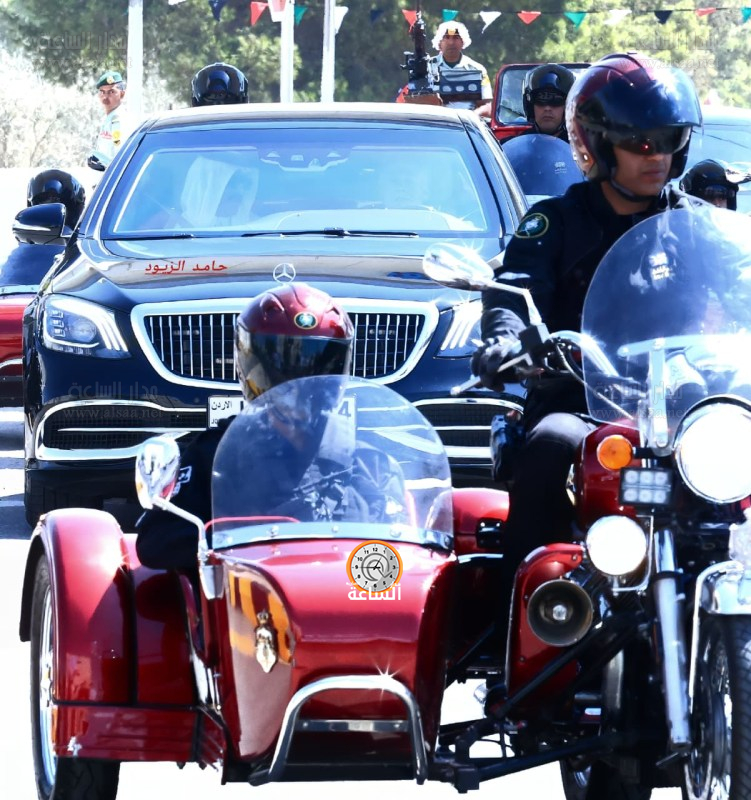 هنا الملك والشيخ تميم.. صورة ولحظة