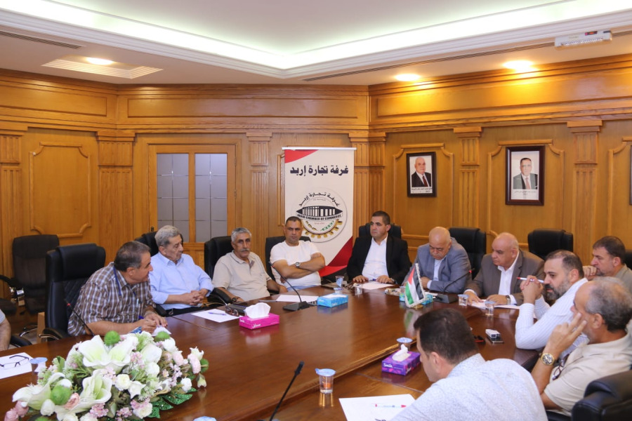 بحث سبل إنعاش النشاط التجاري بشارع