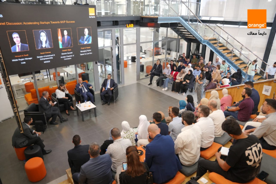 A distinguished event to strengthen communication