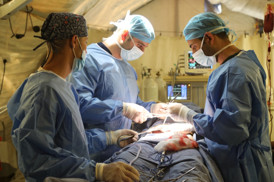 المستشفى الميداني الأردني غزة7 يجري عملية