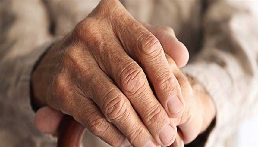 خبير يكشف 5 عادات يومية لإبطاء