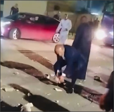 النائب الصقور يشارك المواطنين بفتح الطريق