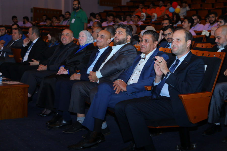 اختتام المسابقة الوطنية للبرمجة في جامعة