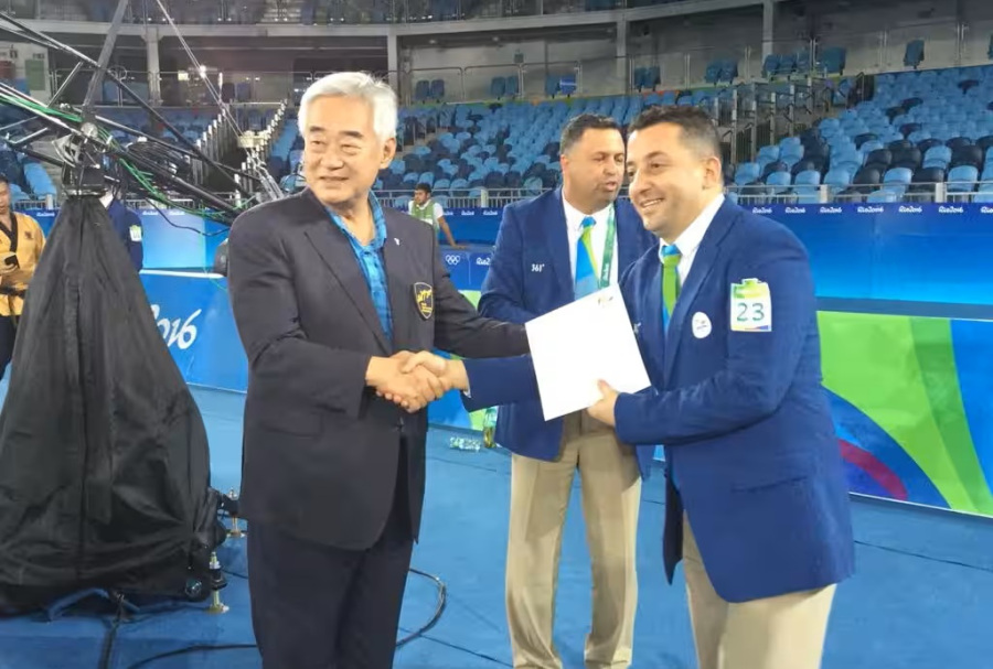 الأردني مقابلة رئيسا لاتحاد التايكواندو في