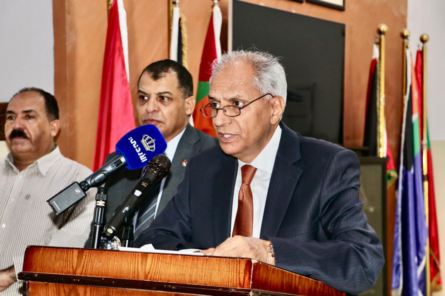 المتقاعدين العسكريين تسيّر رحلة عمرة للديار