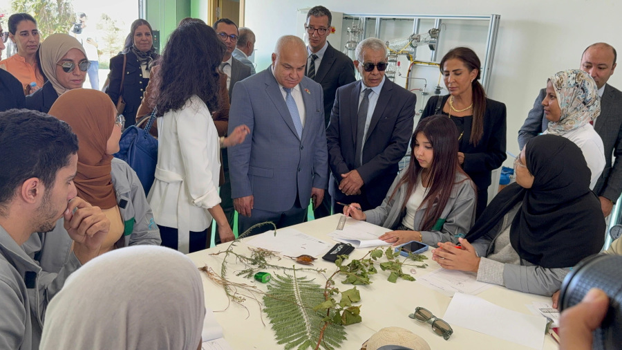 وزير العمل يزور مكتب التكوين المهني