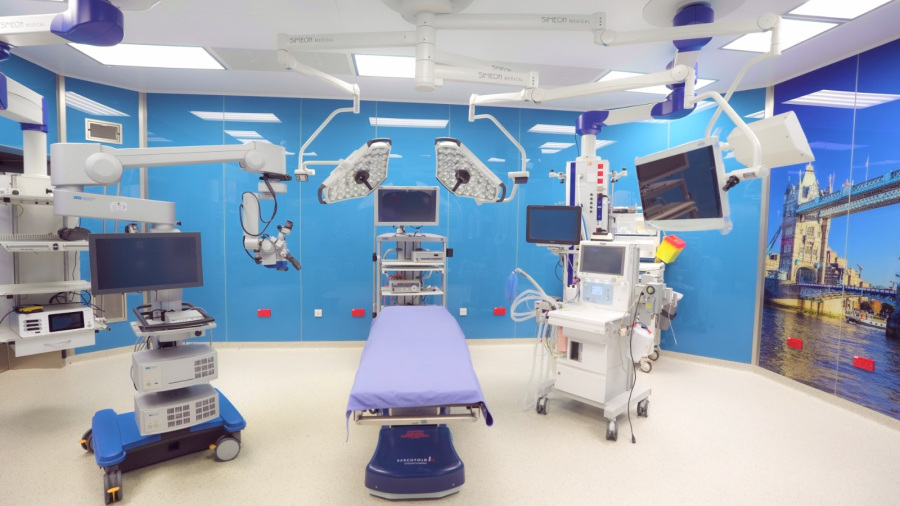 غرف العمليات في مستشفى الكندي.. تجهيزات