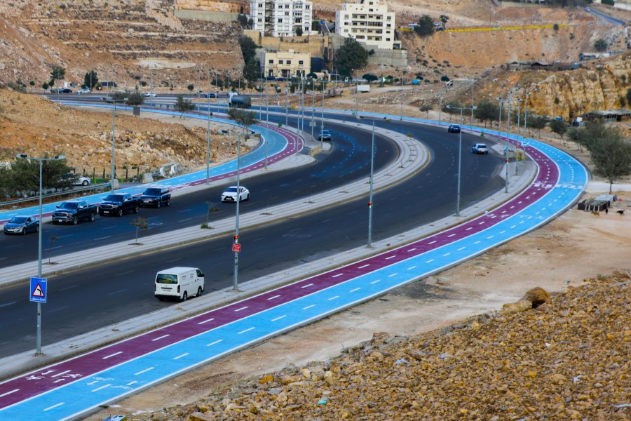 الأمانة تكمل تنفيذ مشروع الممشى في