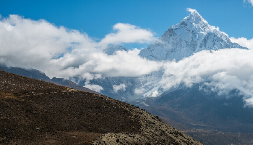 عاصفة ثلجية غير مسبوقة تحاصر ألف