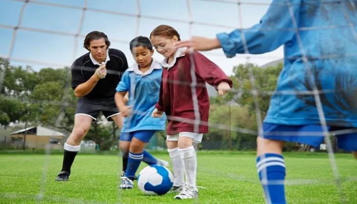 دون حكم ولا حراس مرمى.. مباريات