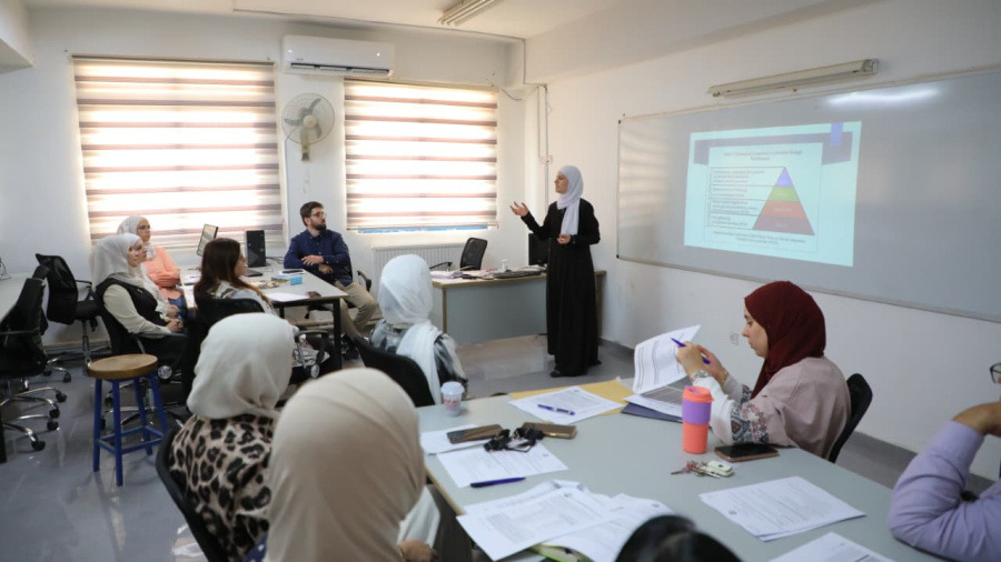 كلية الصيدلة في جامعة الزرقاء تنظم