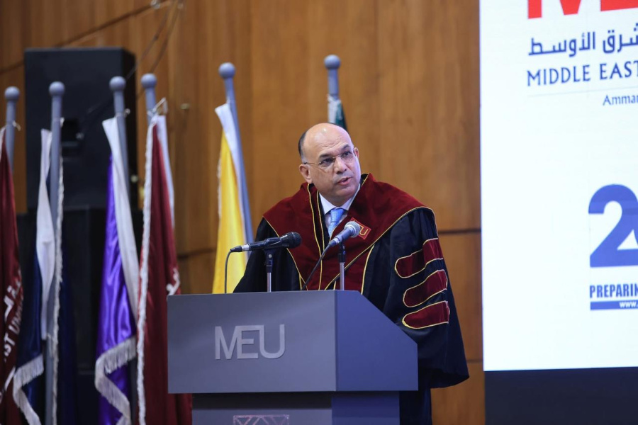 العطيات يكتب: الدكتور حازم النسور لوحة