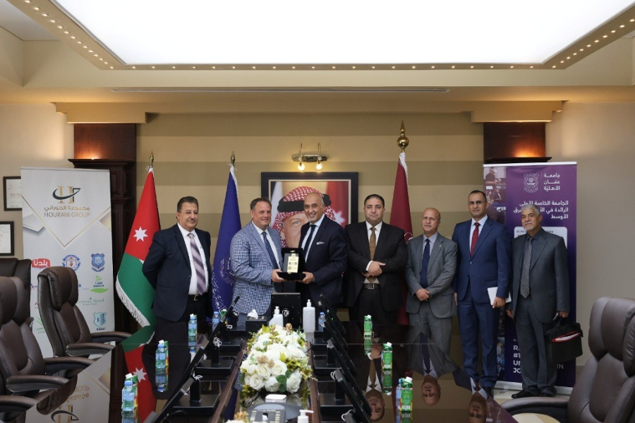 عمان الأهلية توقع مذكرة تفاهم مع