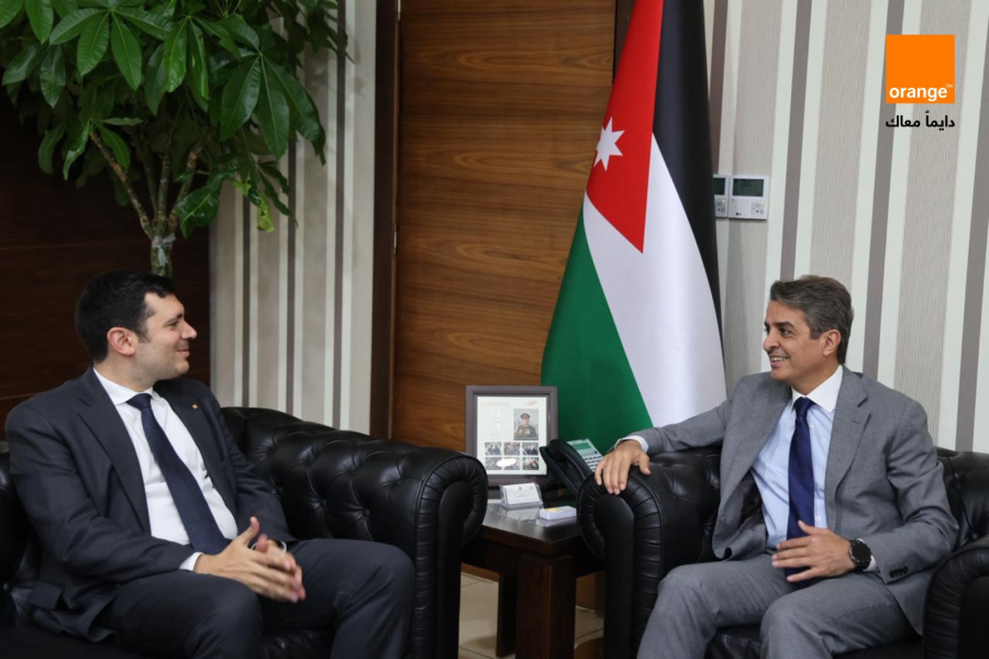 شراكة ممتدة في التمكين التقني للشباب: