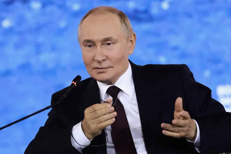 بوتين: إقامة الدولة الفلسطينية قضية رئيسية