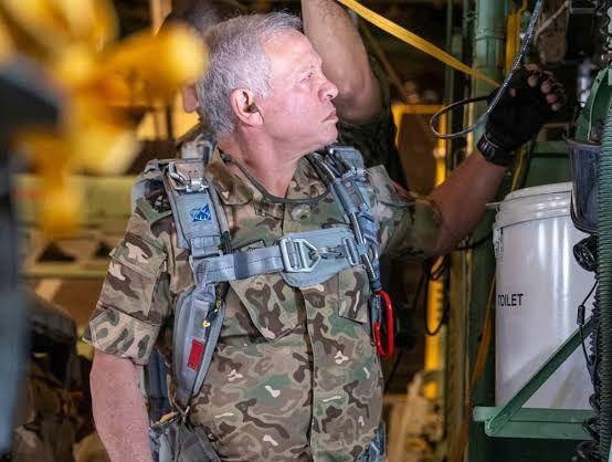 أكاديميون ونقابيون وقادة مجتمع يصدرون بيانا: