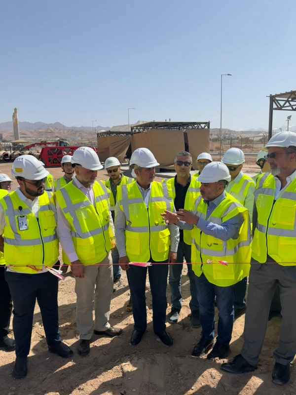 الخرابشة يتفقد مشروع تطوير ميناء الغاز