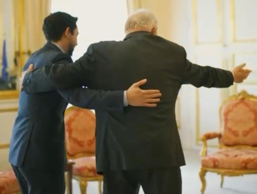 من زيارة ولي العهد لمقر فرقة