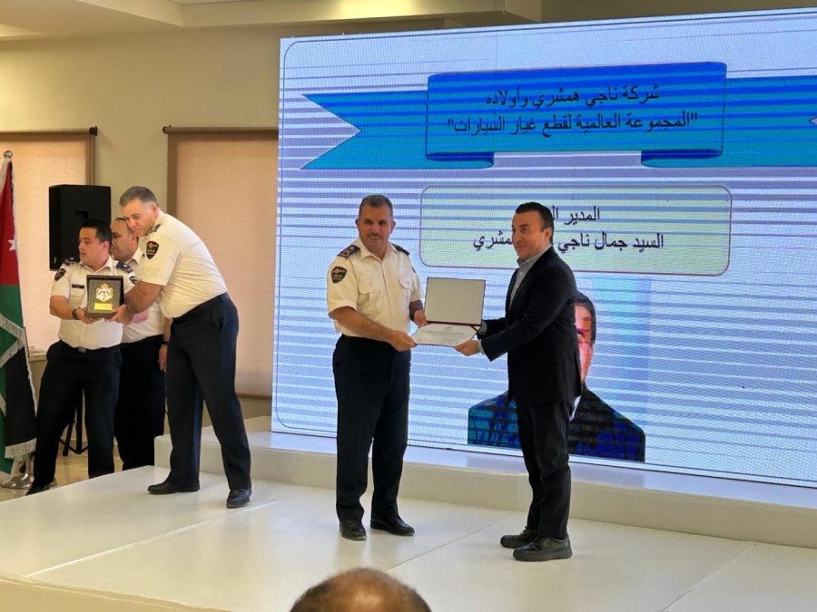 فوزي بدير (الحوت) يهنئ مجموعة الهمشري