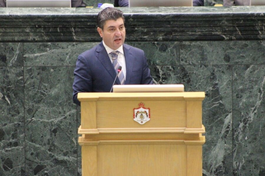 الحكومة ترد على النائب علي الغزاوي