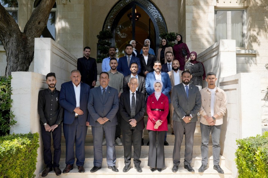 العيسوي يلتقي وفدا شبابيا من مبادرة