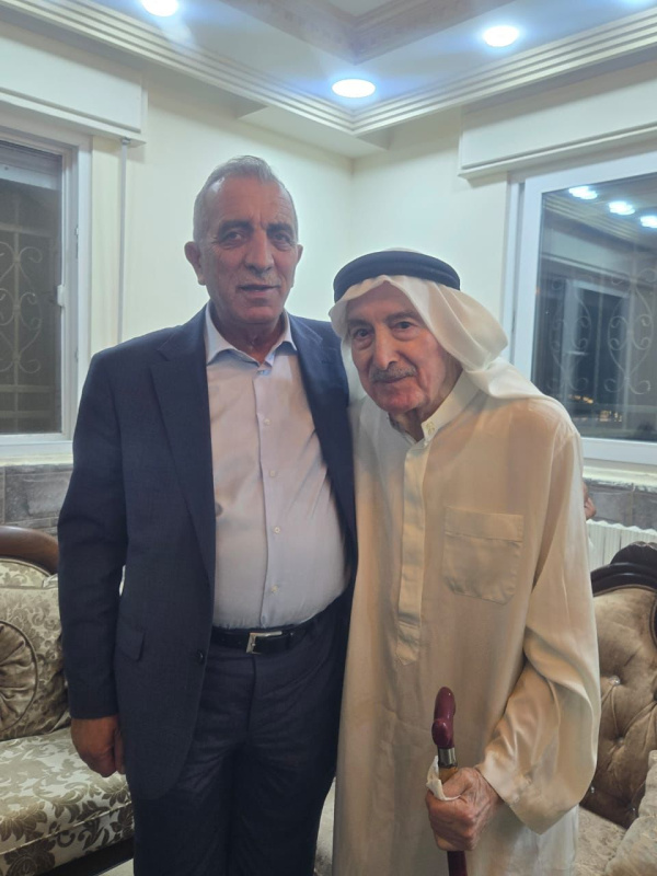 الرواشدة يزور وزير الثقافة الأسبق قاسم