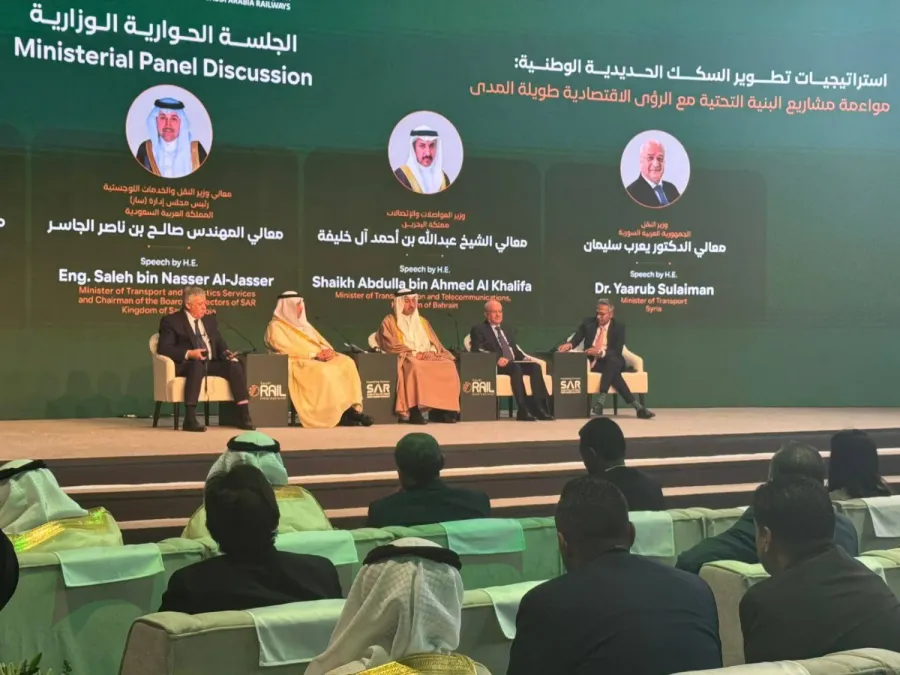 وزراء النقل يناقشون مستقبل السكك الحديدية