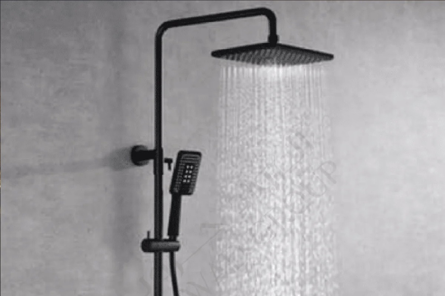 والدته اشتكت للشرطة.. السلطات التركية تتدخل