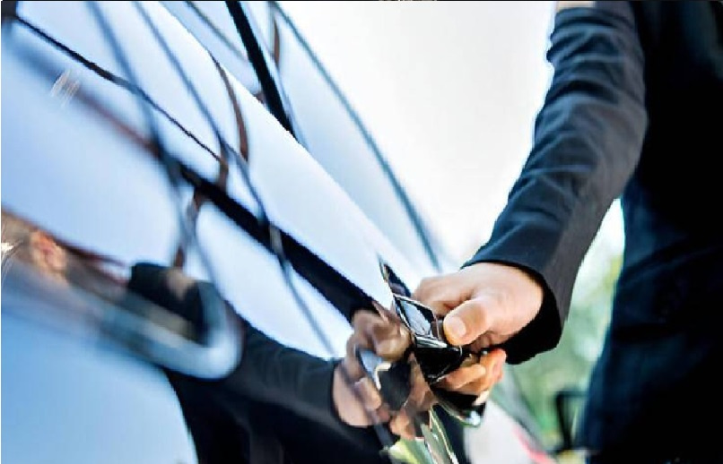 ميزة عبقرية.. زر صغير على مقبض