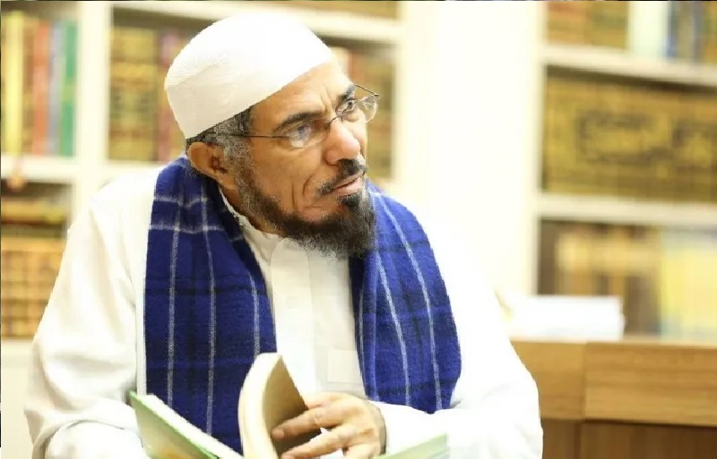 هل على علماء الشريعة ان يوضحوا