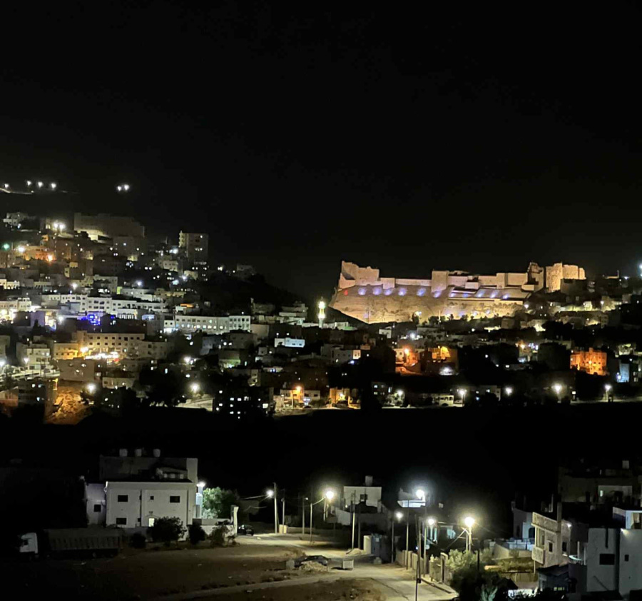 أبناء الكرك في عمّان عن خطاب