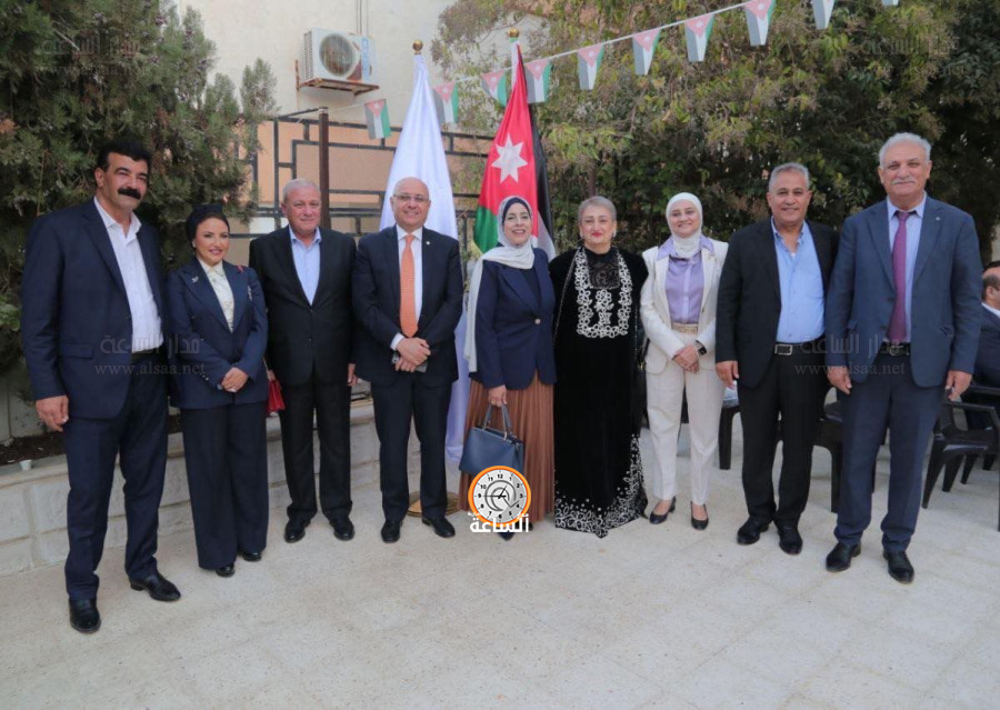 حزب مبادرة يستقبل المهنئين بفوز عطية