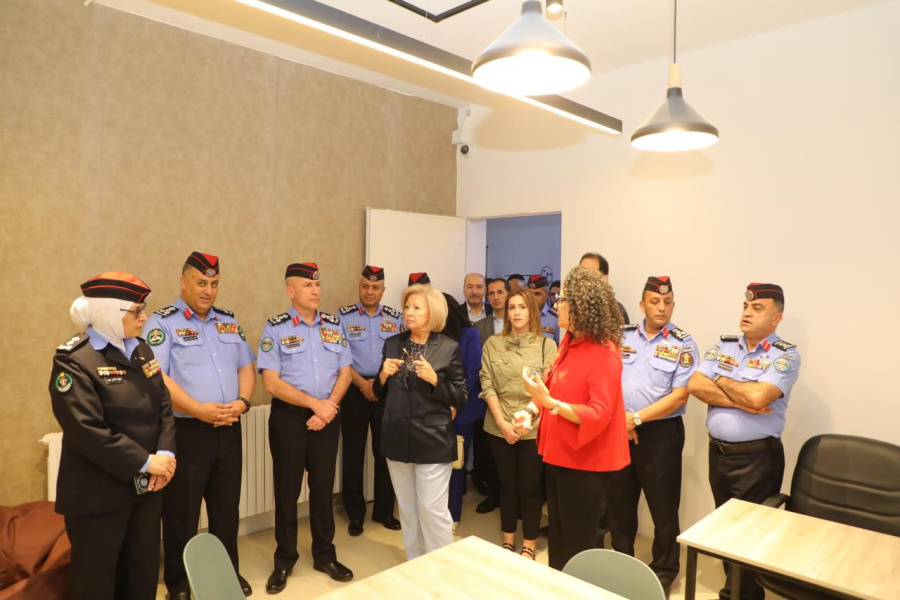 افتتاح مكتبة مركز إصلاح وتأهيل النساء