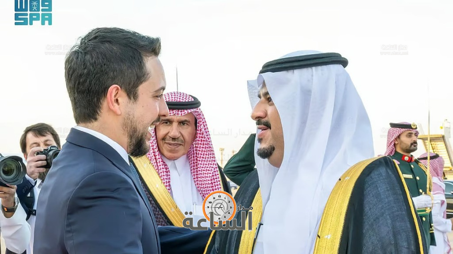 ولي العهد الأمير الحسين يصل إلى
