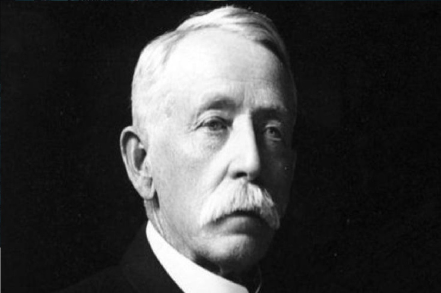 قصة مليونير أخفى ثروته 92 عاما