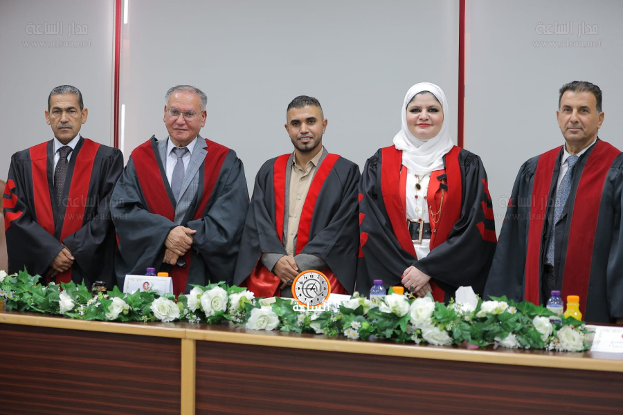 محمود القرعان.. مبارك الماجستير (صور)