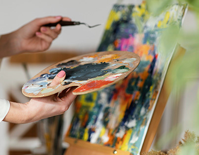 مختصون: للفن دور عميق في بناء