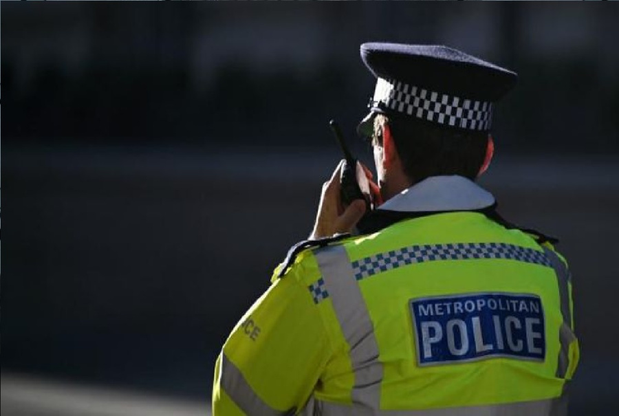 انتقادات لاذعة للشرطة البريطانية: لماذا استبعد