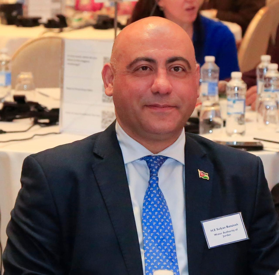 البطاينة: المياه لم تستلم بعد شوارع