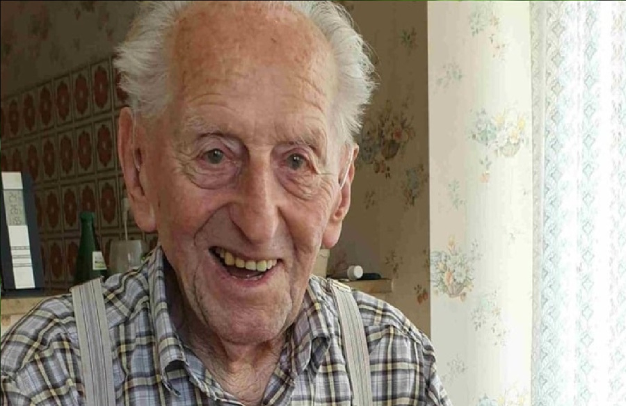 شاهد قرن كامل يرحل: وفاة من