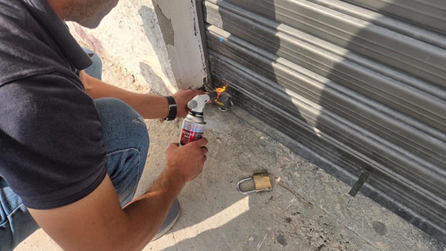 بلدية كفرنجة تغلق 17 محلا تجاريا