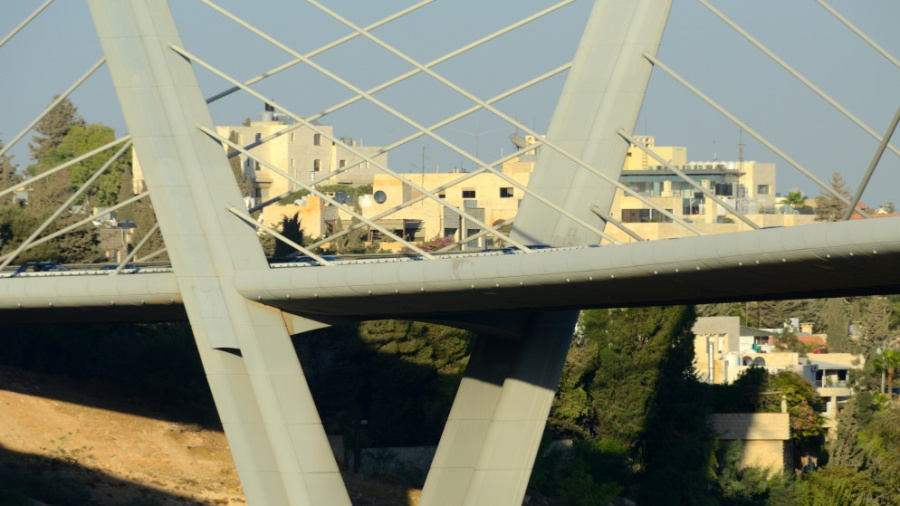 إغلاق جسر عبدون المعلق مؤقتا لإجراء