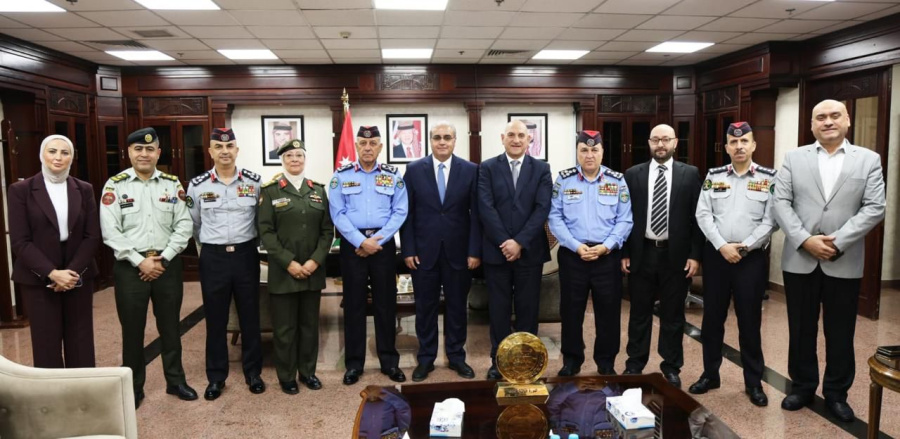 الصحة والأمن العام توقعان بروتوكول تعاون