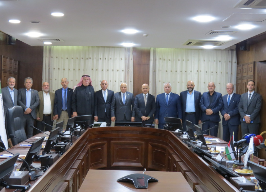 مذكرة تفاهم بين العمل وتجارة الأردن