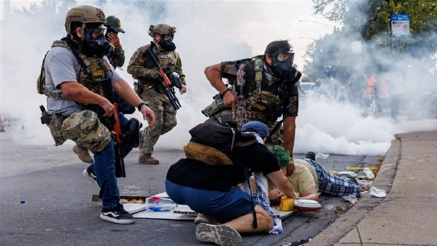 إرهاب الدولة: تجاوزات الشرطة الأمريكية توثق