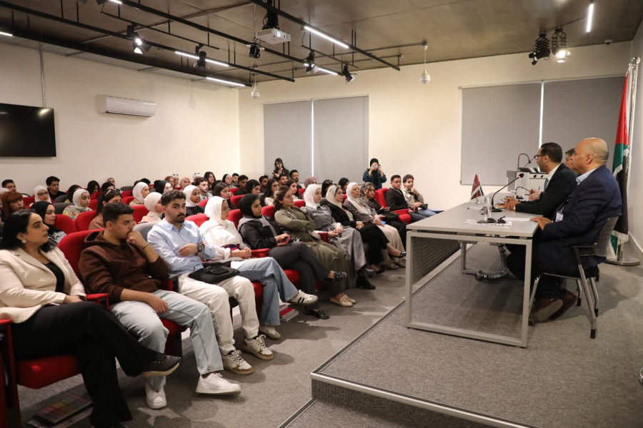 إعلام الشرق الأوسط ترحّب بطلبتها المستجدين