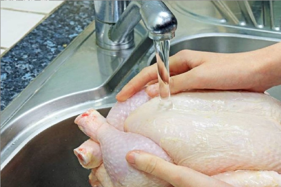 البكتيريا تنتشر: كيف تتسبب عادة غسل