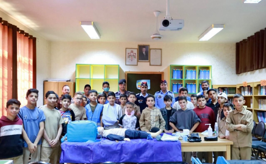 المسعف الصغير.. لتعزيز ثقافة السّلامة والإسعاف