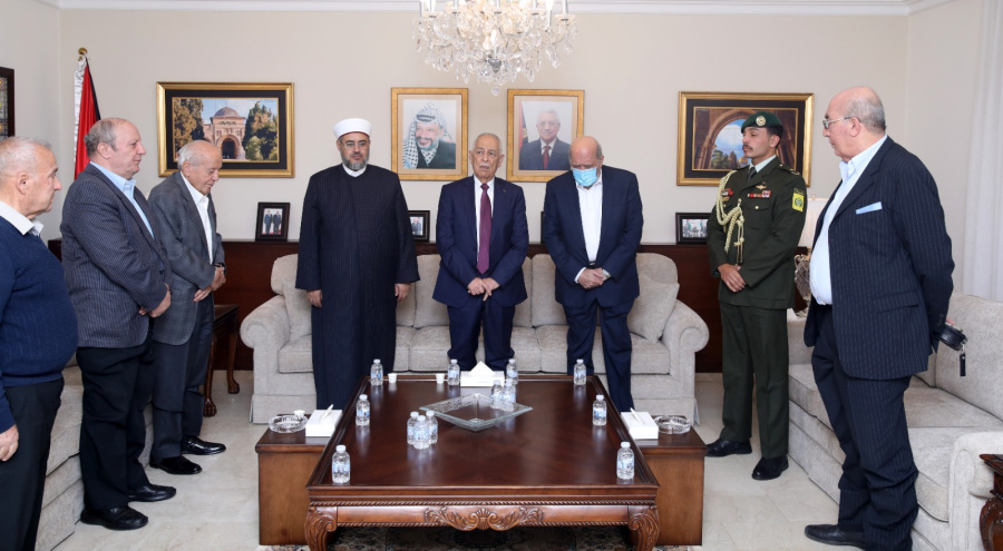 الديوان الملكي يعزي بوفاة شقيقة سفير